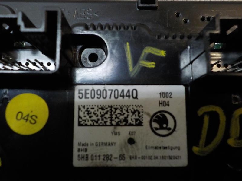 Recambio de mando calefaccion / aire acondicionado para skoda octavia combi (5e5) style referencia OEM IAM 5E0907044QYMS 5E09070