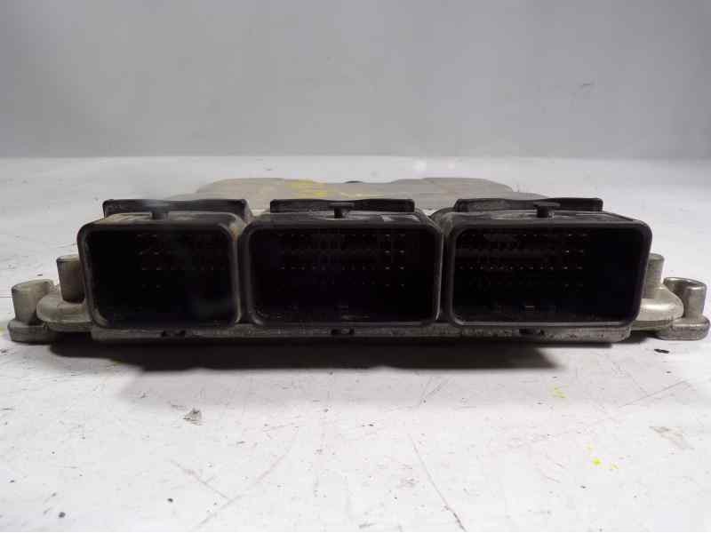 Recambio de centralita motor uce para renault trafic caja cerrada (ab 4.01) 1.9 diesel referencia OEM IAM   