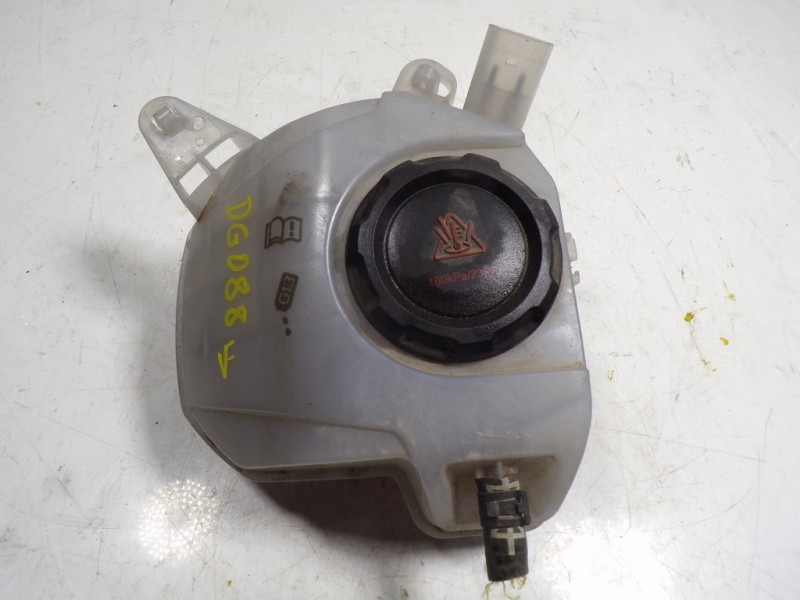 Recambio de deposito expansion para volkswagen polo 1.0 referencia OEM IAM 2Q0121407B  