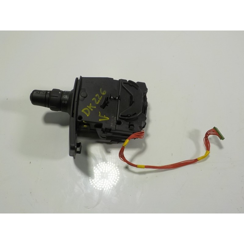 Recambio de mando luces para renault kangoo 1.5 dci diesel fap referencia OEM IAM 7701057090 28482733176 3117160496