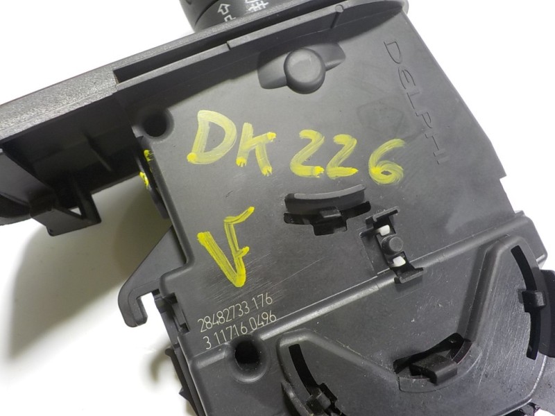 Recambio de mando luces para renault kangoo 1.5 dci diesel fap referencia OEM IAM 7701057090 28482733176 3117160496