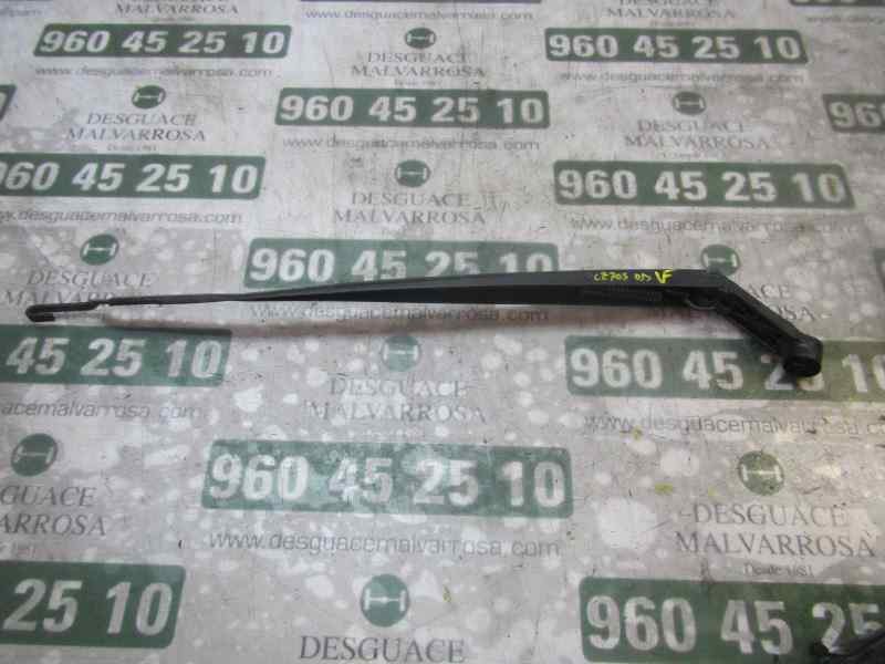 Recambio de brazo limpia delantero derecho para toyota verso 1.6 d-4d cat referencia OEM IAM 852110F030  