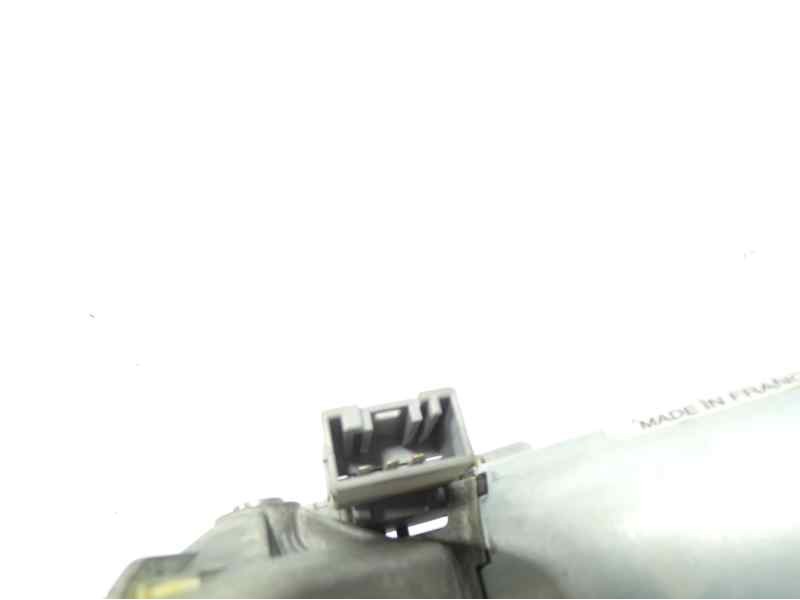 Recambio de motor limpia trasero para bmw x1 (e84) sdrive 18d referencia OEM IAM 67632990856 2990856 W000010933