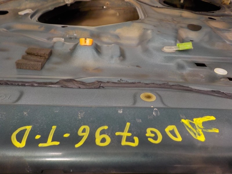 Recambio de puerta trasera derecha para toyota land cruiser (j9) 3.0 turbodiesel referencia OEM IAM   