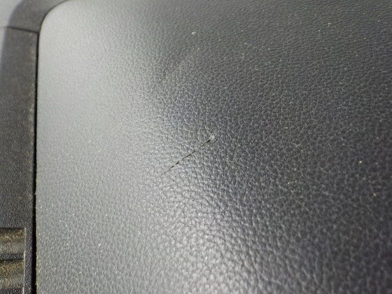 Recambio de salpicadero para ford mustang 2.3 ecoboost cat referencia OEM IAM 2287157 FR3B63044A74AS 