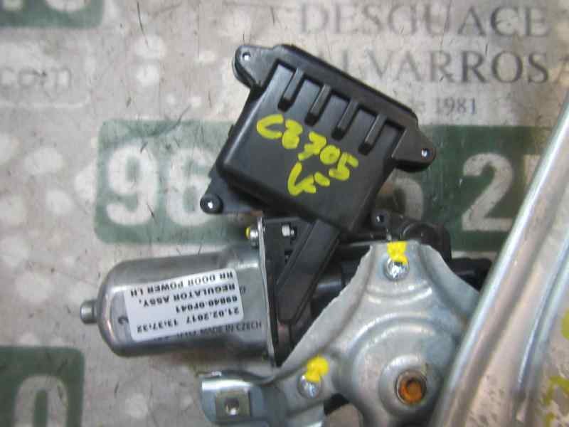 Recambio de elevalunas trasero izquierdo para toyota verso 1.6 d-4d cat referencia OEM IAM 698400F041  