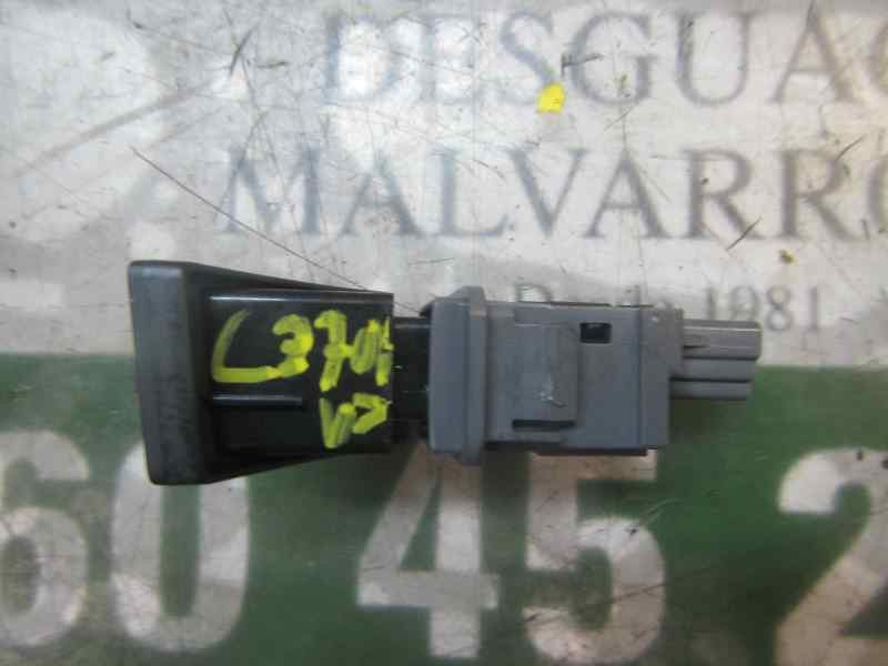 Recambio de warning para toyota verso 1.6 d-4d cat referencia OEM IAM 843320F061 15B060 15B060