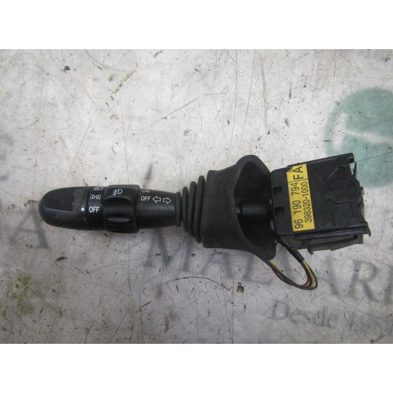 Recambio de mando luces para daewoo nubira berlina 1.6 cat referencia OEM IAM   