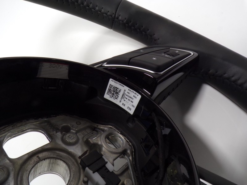 Recambio de volante para audi a1 sportback (gba) 1.0 tfsi referencia OEM IAM 82A419091BINU 82A419091B 