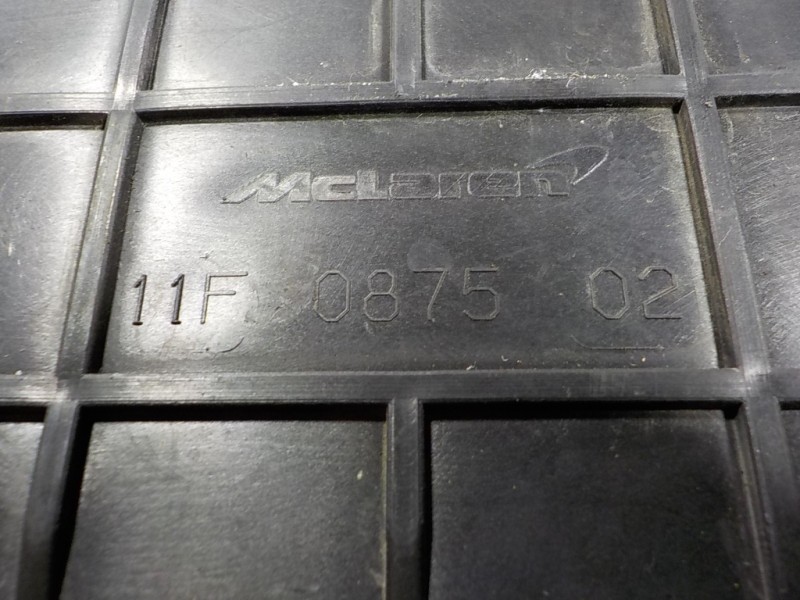 Recambio de filtro aire para mclaren 570s spider p13 referencia OEM IAM  11F087502 