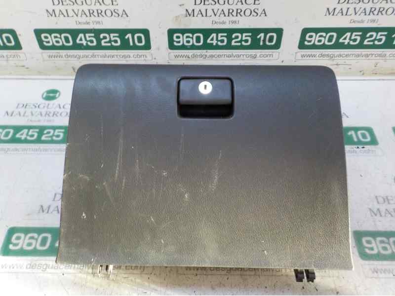 Recambio de guantera para toyota corolla verso (r1) 2.2 d-cat referencia OEM IAM   