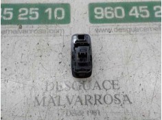 Recambio de mando elevalunas trasero derecho para toyota corolla verso (r1) 2.2 d-cat referencia OEM IAM    2