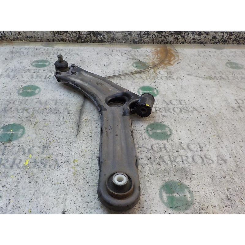 Recambio de brazo suspension inferior delantero izquierdo para tata vista 1.4 75cv referencia OEM IAM   