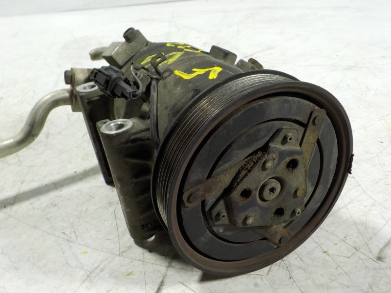 Recambio de compresor aire acondicionado para nissan micra (k11) 1.0 16v cat referencia OEM IAM  926001F700 