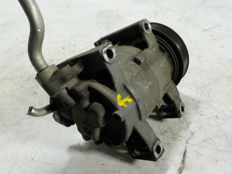 Recambio de compresor aire acondicionado para nissan micra (k11) 1.0 16v cat referencia OEM IAM  926001F700 