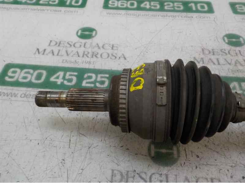 Recambio de transmision izquierda para toyota corolla verso (r1) 2.2 d-cat referencia OEM IAM   