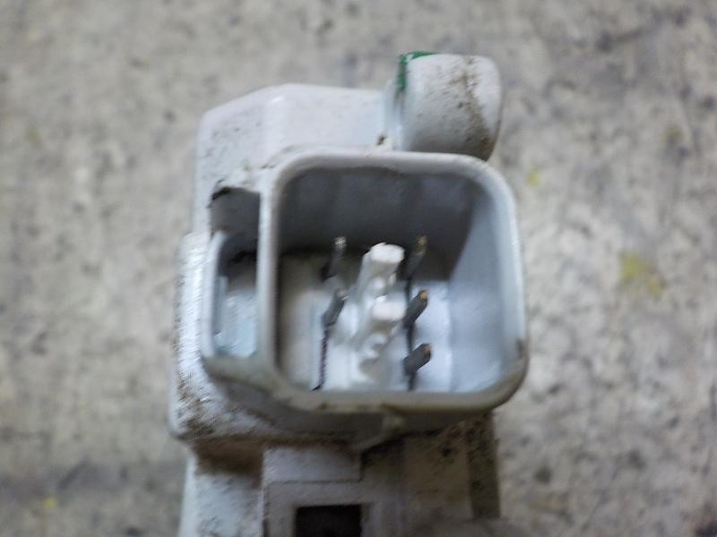 Recambio de cerradura puerta delantera izquierda para tata vista 1.4 75cv referencia OEM IAM   