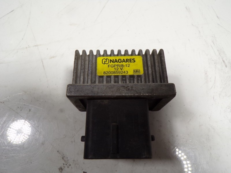 Recambio de caja precalentamiento para renault scenic iii 1.5 dci diesel fap referencia OEM IAM 8200859243 8200859243 