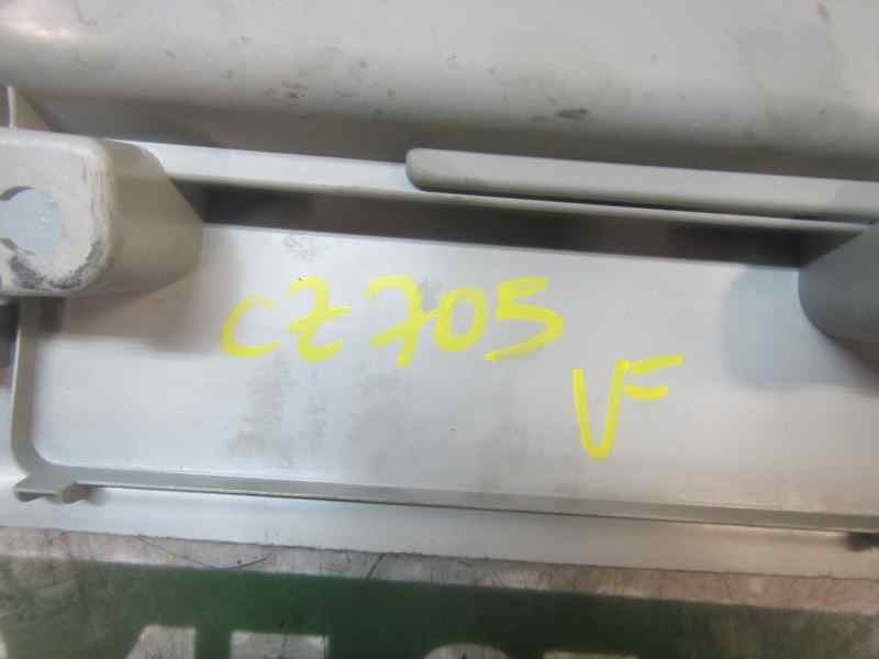 Recambio de piloto interior para toyota verso 1.6 d-4d cat referencia OEM IAM 812600F240B0  