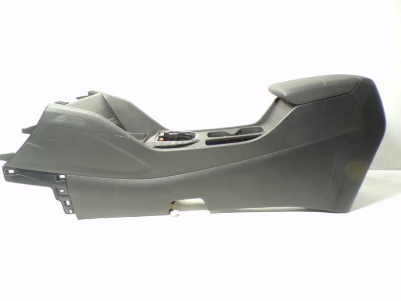 Recambio de apoyabrazos central para hyundai tucson 1.6 crdi referencia OEM IAM  84680N7210NNB 