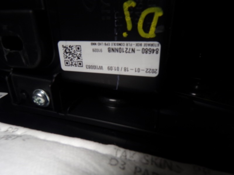 Recambio de apoyabrazos central para hyundai tucson 1.6 crdi referencia OEM IAM  84680N7210NNB 