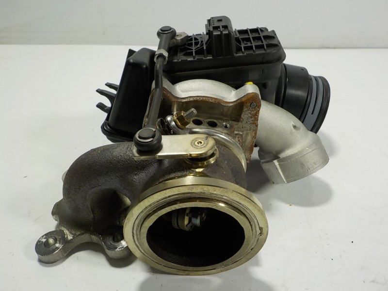 Recambio de turbocompresor para audi a1 sportback (gba) 1.0 tfsi referencia OEM IAM 04C145703 04C145703 