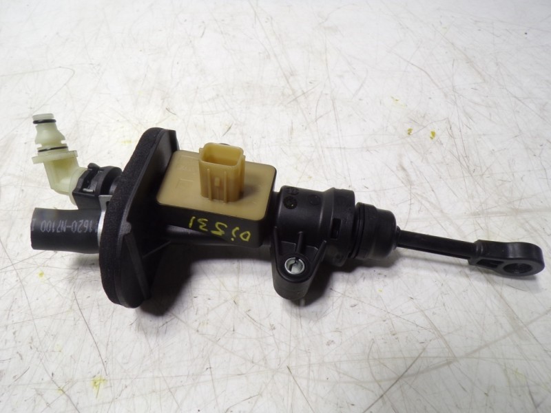 Recambio de bomba embrague para hyundai tucson 1.6 crdi referencia OEM IAM   