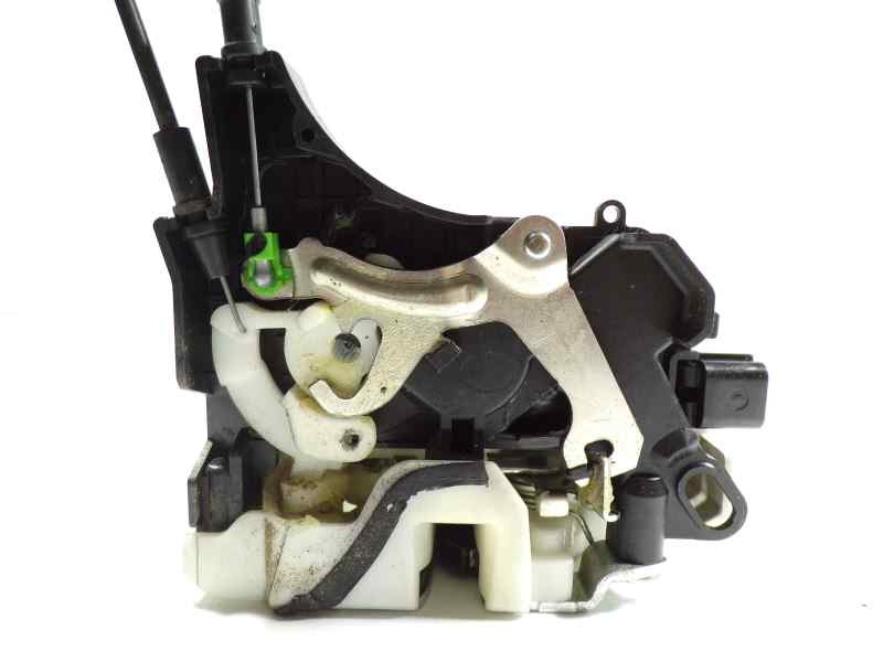 Recambio de cerradura puerta delantera izquierda para peugeot 4007 2.2 hdi fap cat referencia OEM IAM 9135CC  