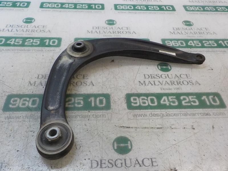 Recambio de brazo suspension superior delantero derecho para peugeot 308 sw envy referencia OEM IAM 3521R3  