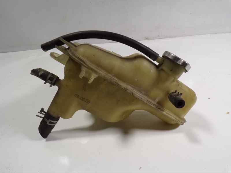 Recambio de deposito expansion para peugeot 4007 2.2 hdi fap cat referencia OEM IAM 1323AN  