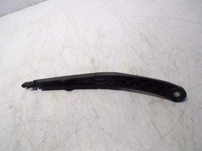 Recambio de brazo limpia trasero para hyundai tucson 1.6 crdi referencia OEM IAM   