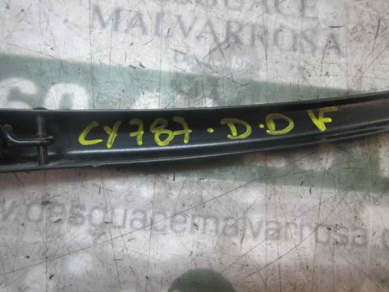 Recambio de brazo limpia delantero derecho para toyota rav 4 referencia OEM IAM 8521142140  