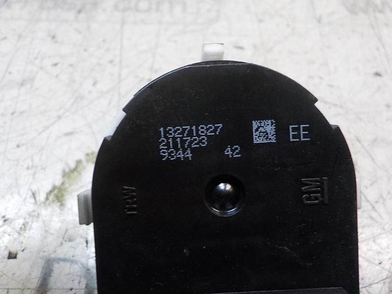 Recambio de mando retrovisor para opel insignia berlina 2.0 16v cdti referencia OEM IAM   