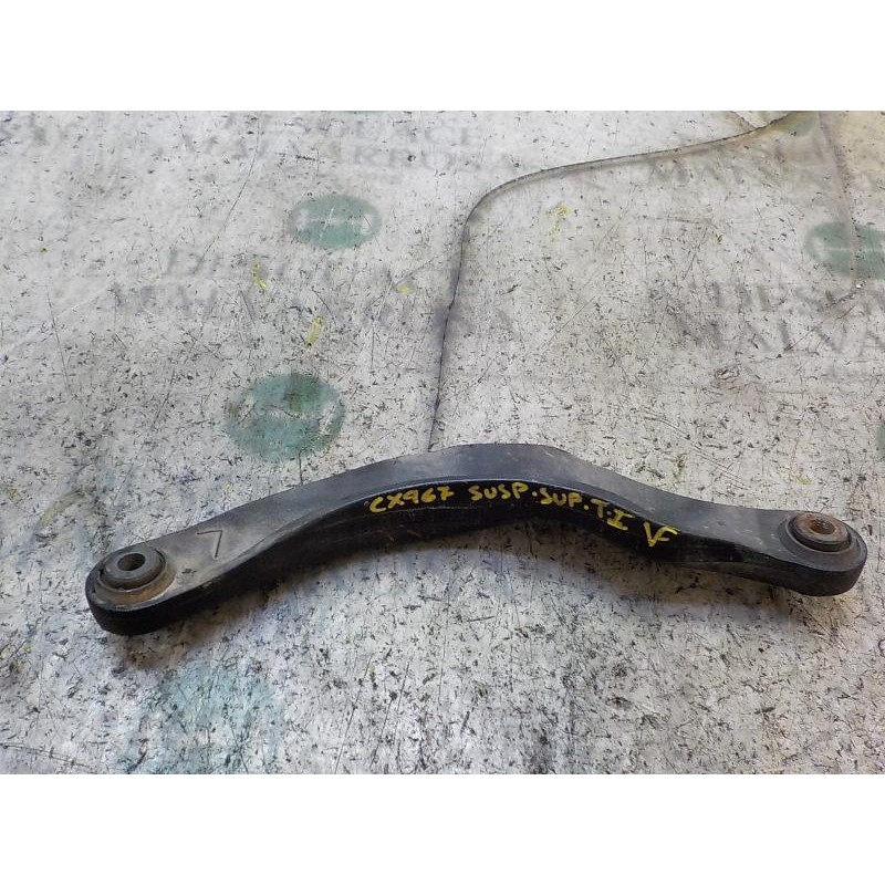 Recambio de brazo suspension superior trasero izquierdo para volvo xc70 2.4 diesel cat referencia OEM IAM 31406748  