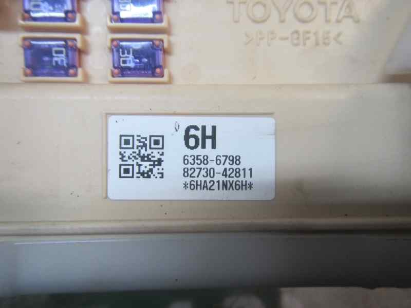 Recambio de caja reles / fusibles para toyota rav 4 referencia OEM IAM 8273042811 63586798 63586798