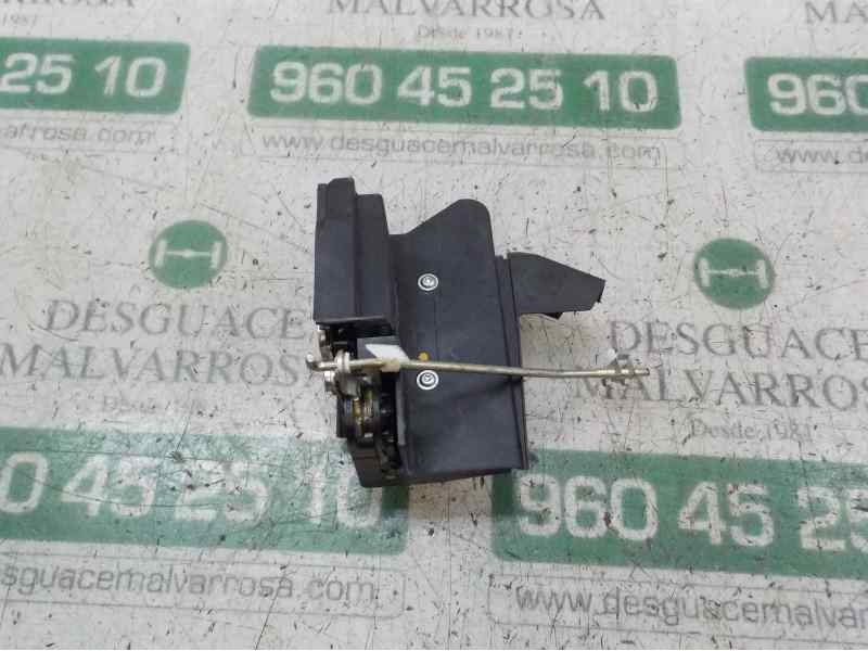 Recambio de cerradura puerta trasera derecha para dacia sandero 1.0 12v cat referencia OEM IAM 825022281R  