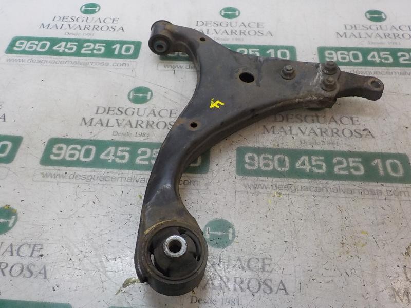 Recambio de brazo suspension inferior delantero derecho para kia cee´d emotion referencia OEM IAM 545012H000  
