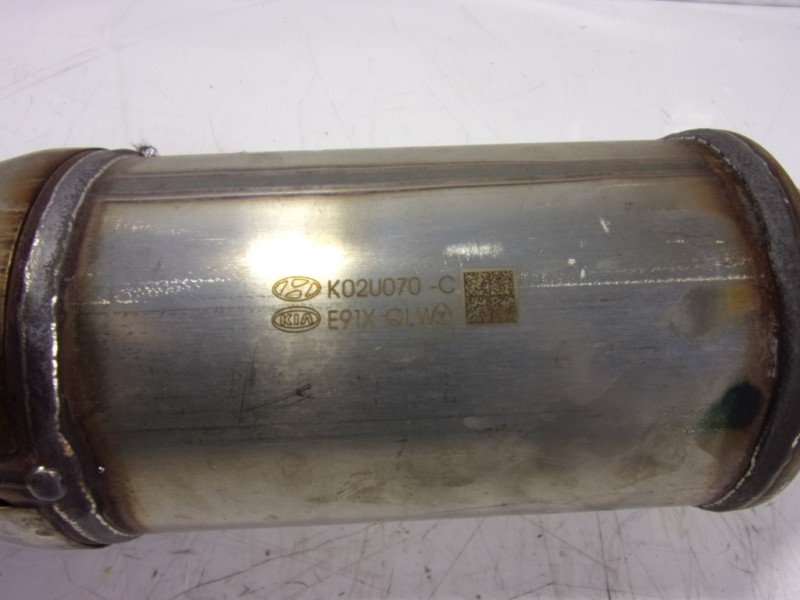 Recambio de catalizador para hyundai tucson 1.6 crdi referencia OEM IAM   
