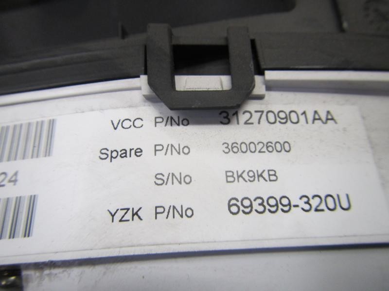 Recambio de cuadro instrumentos para volvo xc70 2.4 diesel cat referencia OEM IAM 36002600 31270901AA 