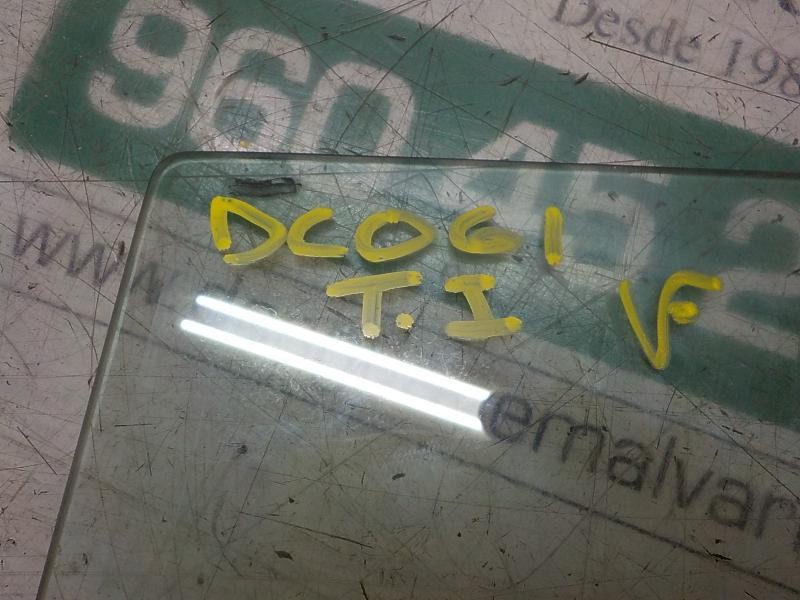 Recambio de cristal puerta trasero izquierdo para kia cee´d emotion referencia OEM IAM 834111H000  