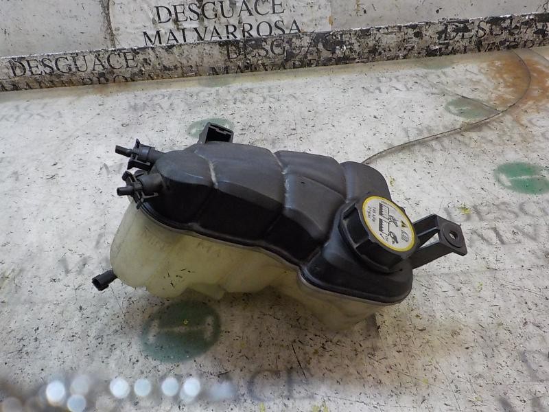 Recambio de deposito expansion para volvo xc70 2.4 diesel cat referencia OEM IAM 31200320  