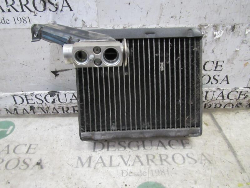 Recambio de evaporador aire acondicionado para volvo xc70 2.4 diesel cat referencia OEM IAM 31436487  