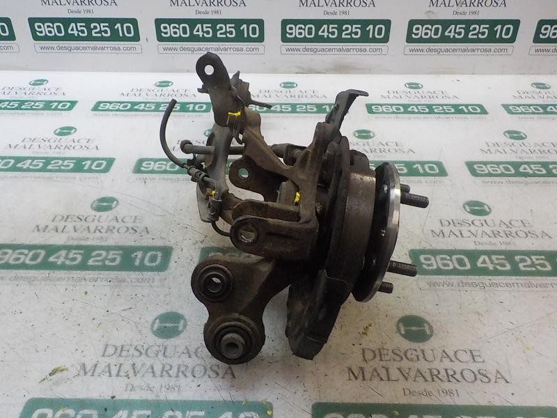 Recambio de mangueta trasera derecha para kia cee´d emotion referencia OEM IAM 527201H500  