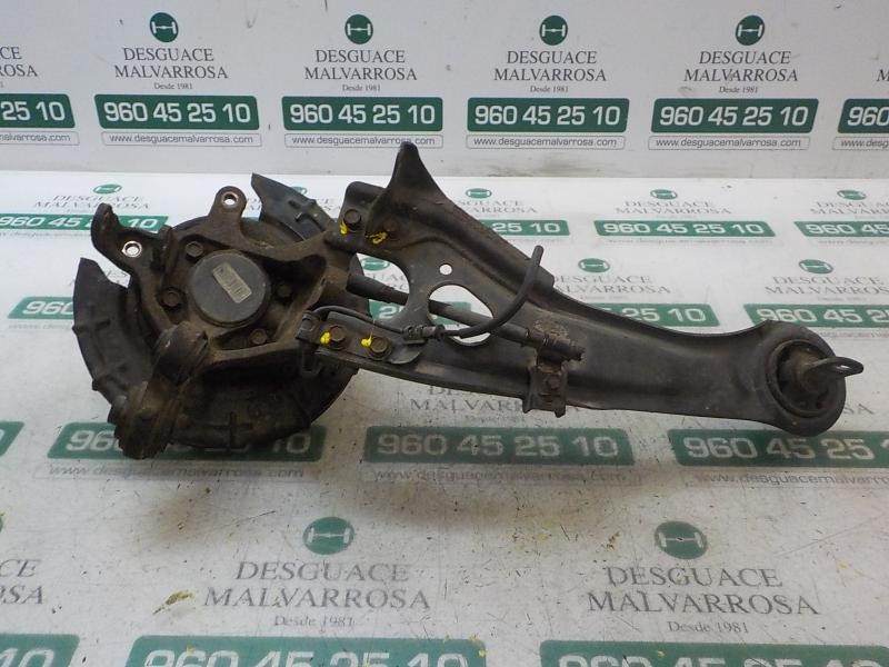 Recambio de mangueta trasera izquierda para kia cee´d emotion referencia OEM IAM 527101H500  