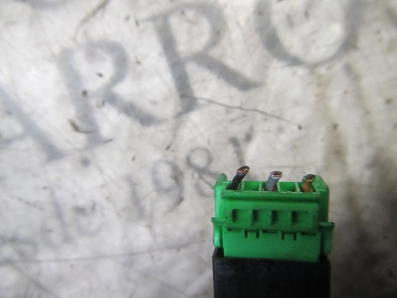 Recambio de warning para volvo xc70 2.4 diesel cat referencia OEM IAM 9123685 30710106 