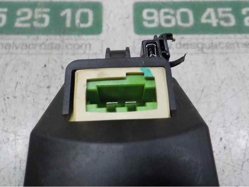 Recambio de motor calefaccion para dacia sandero 1.0 12v cat referencia OEM IAM 272107379R  