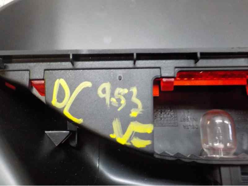 Recambio de piloto trasero central para dacia sandero 1.0 12v cat referencia OEM IAM 265907079R  