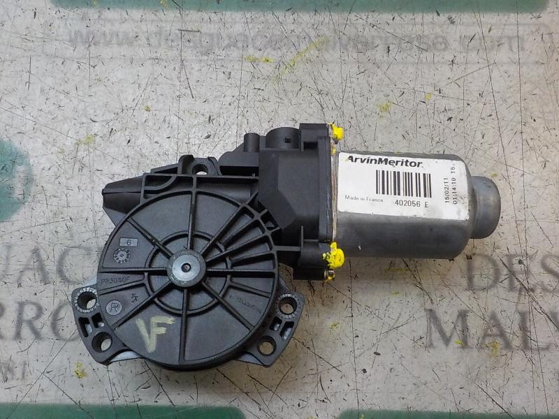 Recambio de motor elevalunas delantero derecho para kia cee´d emotion referencia OEM IAM 824601H000 402056E 402056E