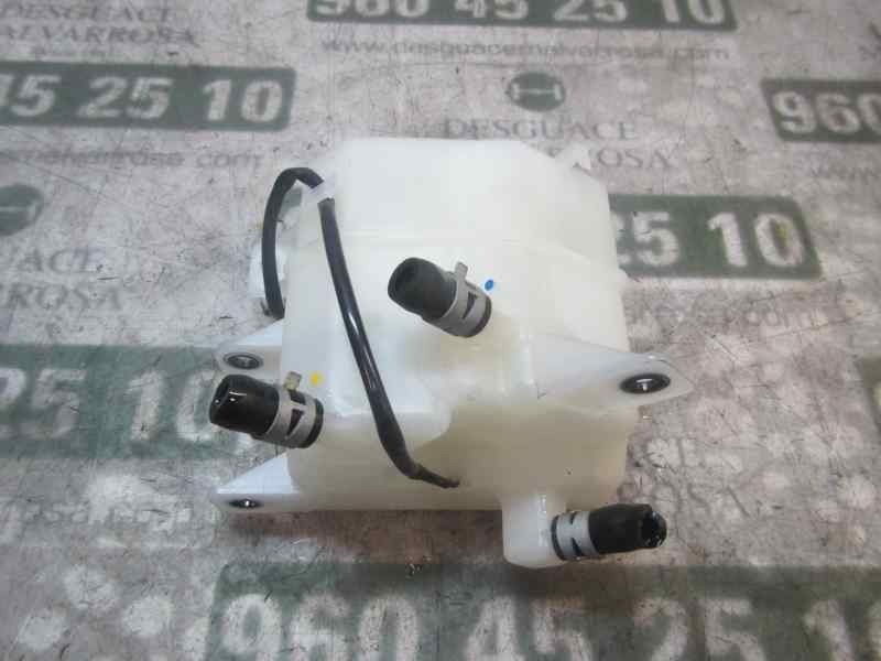 Recambio de deposito servo para toyota rav 4 referencia OEM IAM 4722078010  