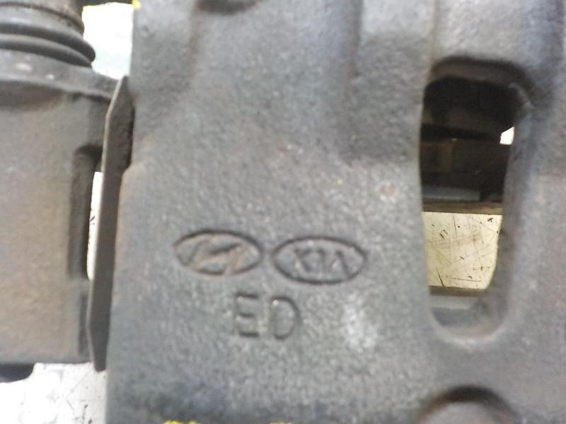 Recambio de pinza freno delantera derecha para kia cee´d emotion referencia OEM IAM 581301H000  